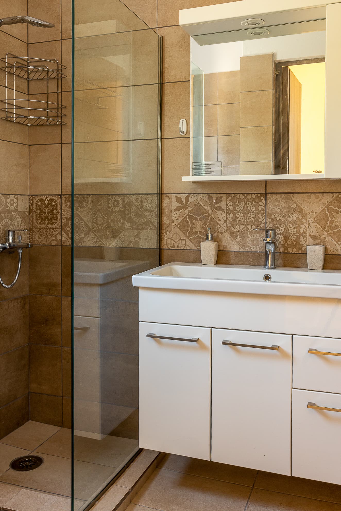 Private bathroom at Sun And Stone accommodation